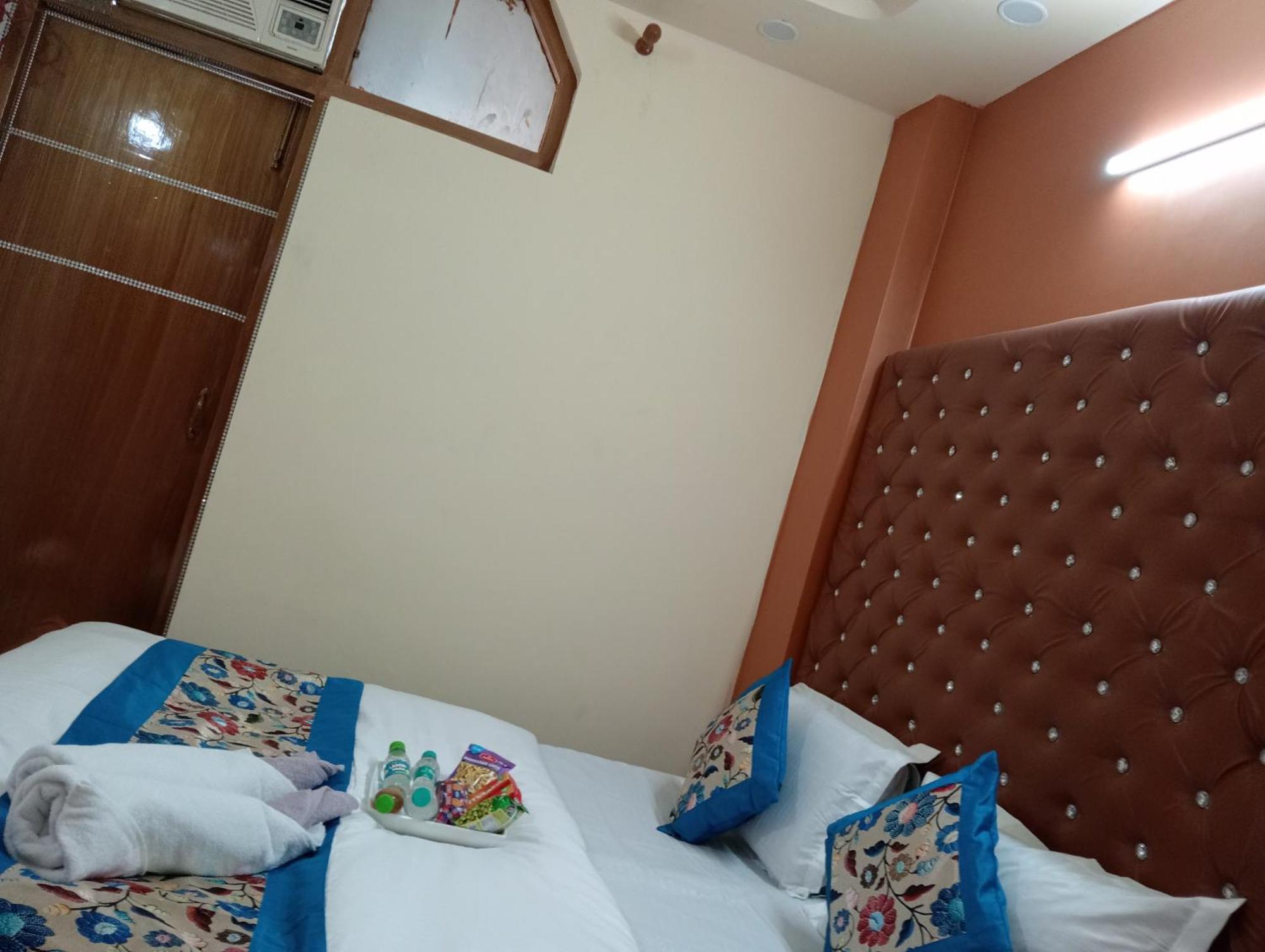 Shri Krishna Deep Residency Hotel *