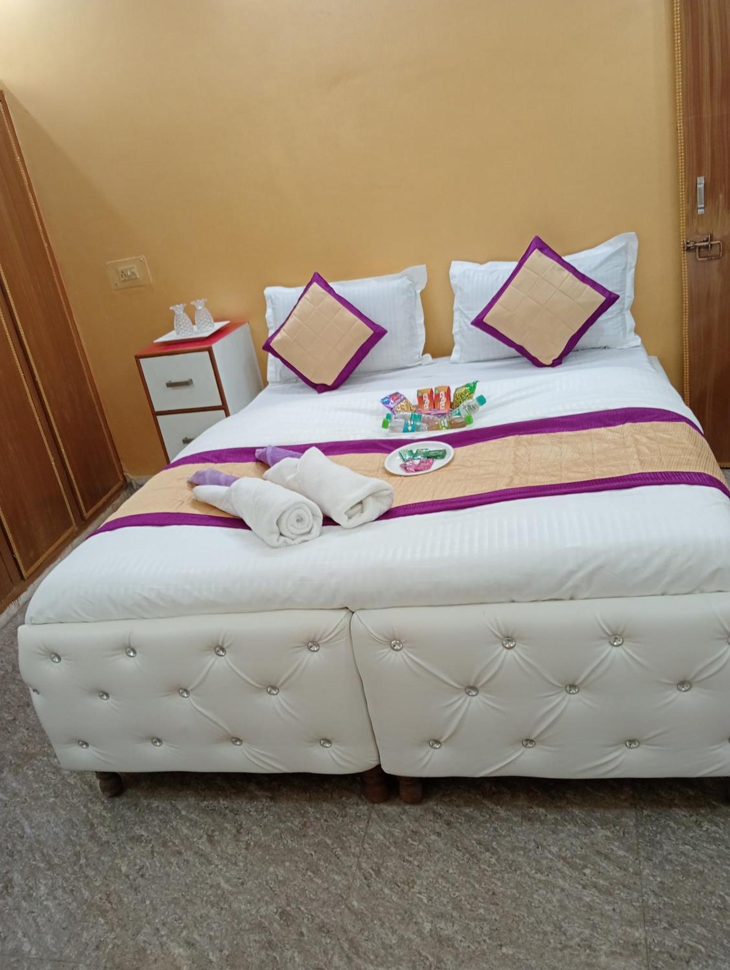Hotel Shri Krishna Deep Residency